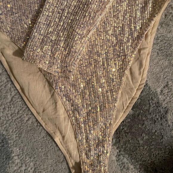 Party Attire - Picture 3 of 5